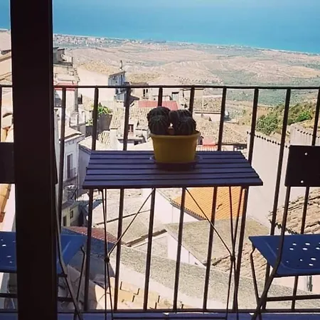 Perla Del Borgo *