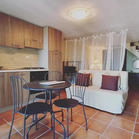 Perla Del Borgo Apartment