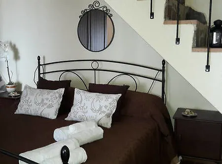 Perla Del Borgo アパート